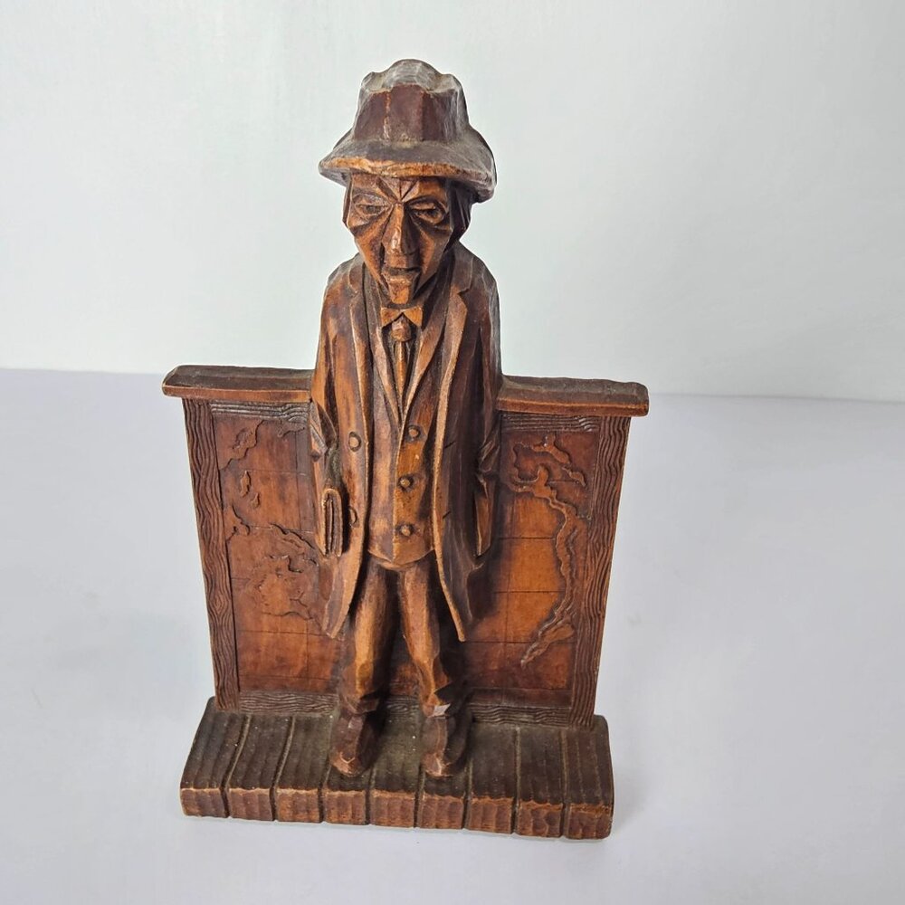 Vintage Syroco Wood Traveling Lawyer Man with Map Bookend, 1